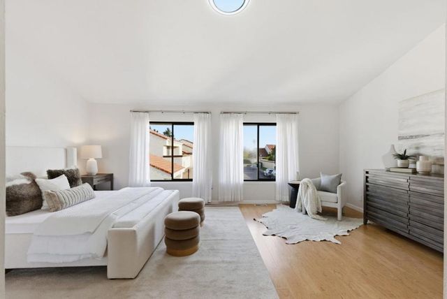 517 Martinique Drive, Redwood City, CA 94065