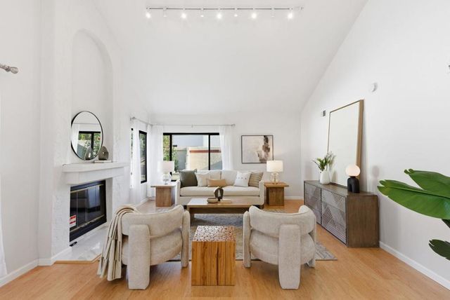 517 Martinique Drive, Redwood City, CA 94065