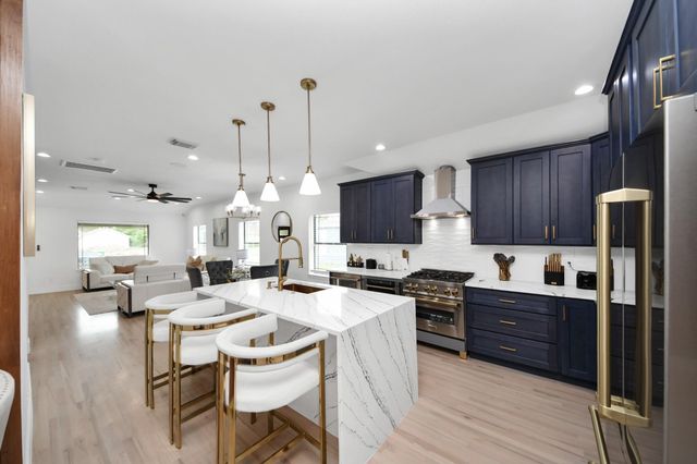 4723 Marietta Lane, Houston, TX 77021