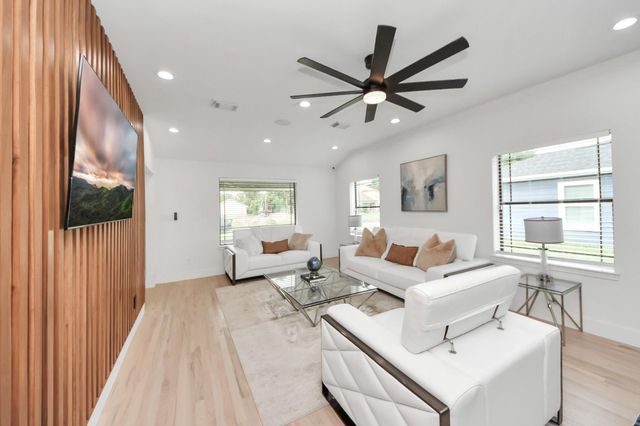 4723 Marietta Lane, Houston, TX 77021