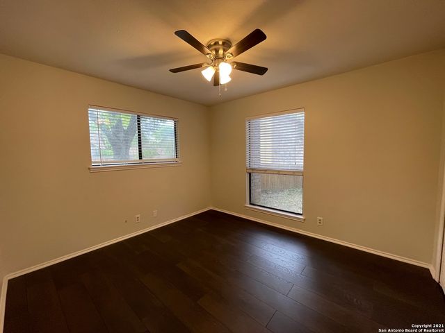 6158 DESERT TRAIL ST, San Antonio, TX 78249