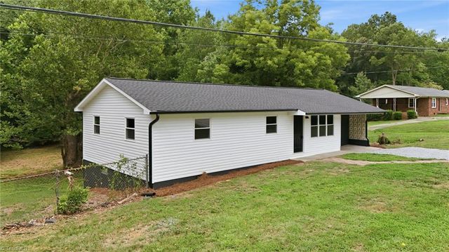 214 Kendall Mill Road, Thomasville, NC 27360