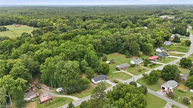 214 Kendall Mill Road, Thomasville, NC 27360