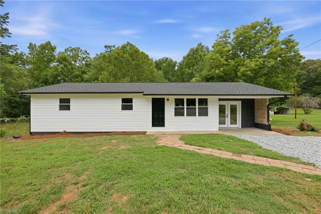 214 Kendall Mill Road, Thomasville, NC 27360