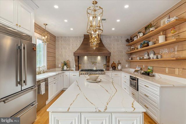 15043 GAINES MILL CIR, Haymarket, VA 20169