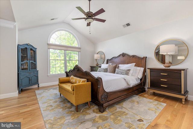 15043 GAINES MILL CIR, Haymarket, VA 20169