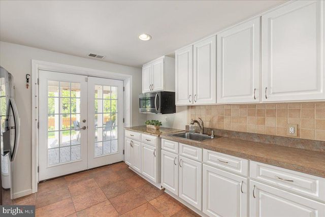 15043 GAINES MILL CIR, Haymarket, VA 20169