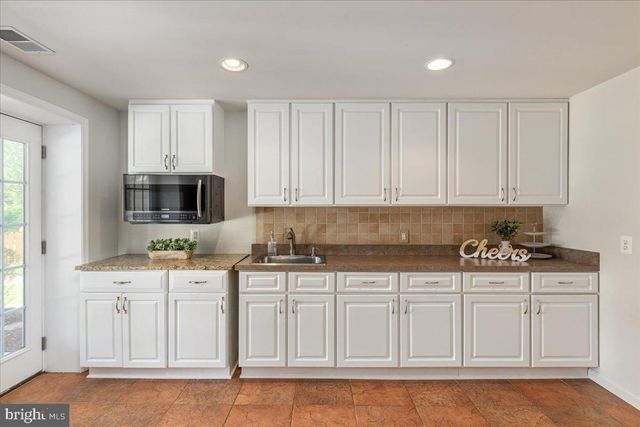 15043 GAINES MILL CIR, Haymarket, VA 20169