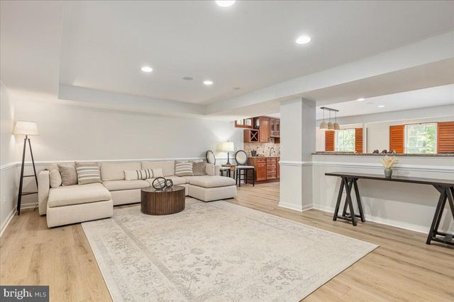 15043 GAINES MILL CIR, Haymarket, VA 20169