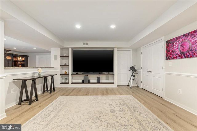 15043 GAINES MILL CIR, Haymarket, VA 20169