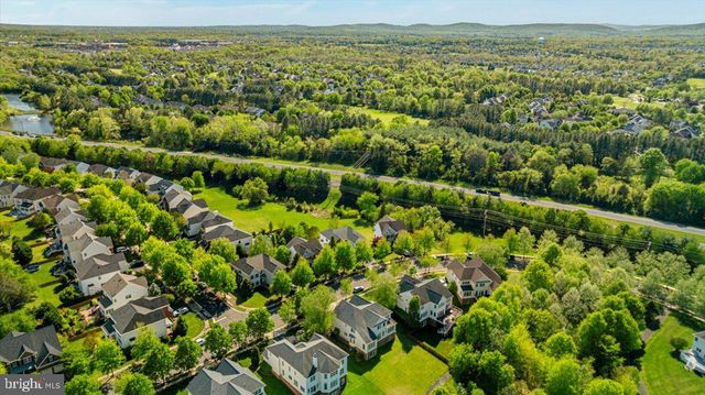 15043 GAINES MILL CIR, Haymarket, VA 20169