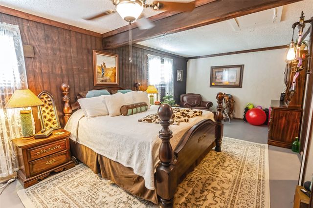 978 Longbranch Road, Nocona, TX 76255