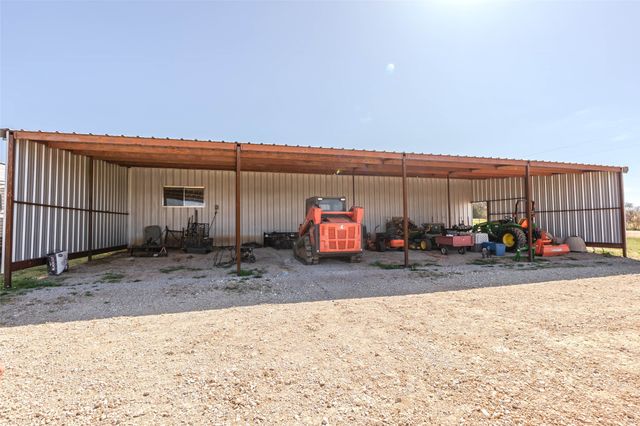 978 Longbranch Road, Nocona, TX 76255