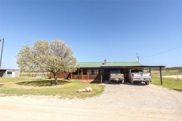 978 Longbranch Road, Nocona, TX 76255