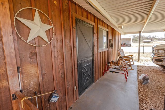 978 Longbranch Road, Nocona, TX 76255