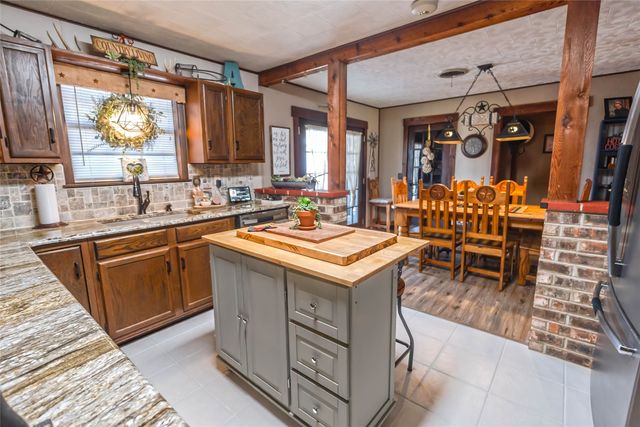 978 Longbranch Road, Nocona, TX 76255