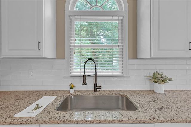 1953 Kennard Place, Snellville, GA 30078