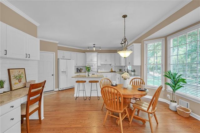 1953 Kennard Place, Snellville, GA 30078
