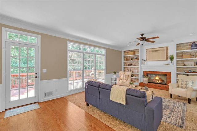 1953 Kennard Place, Snellville, GA 30078