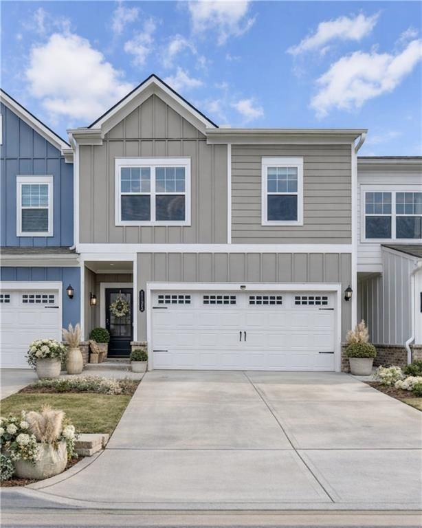 1123 Chastain Drive, Sugar Hill, GA 30518