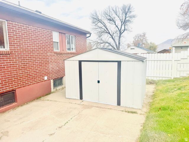 4610 S 250 W, Washington Terrace, UT 84405