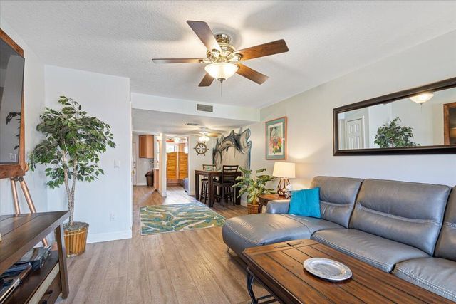 1300 Seaway Dr Drive B10, Hutchinson Island, FL 34949