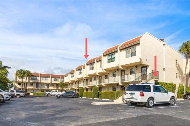 1300 Seaway Dr Drive B10, Hutchinson Island, FL 34949