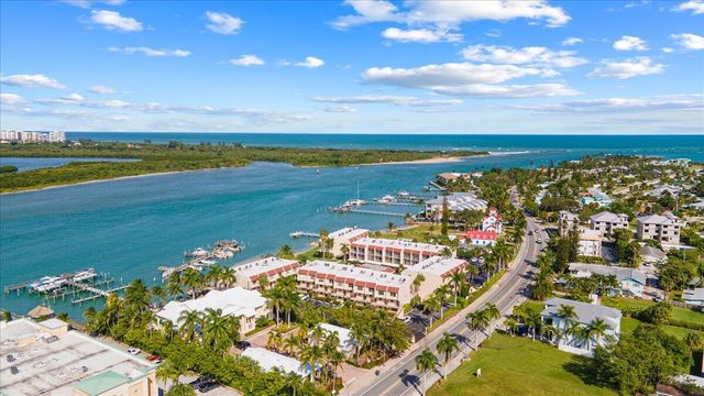 1300 Seaway Dr Drive B10, Hutchinson Island, FL 34949