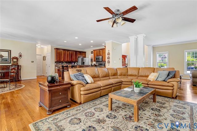 12300 Reed Forest Ct, Glen Allen, VA 23059