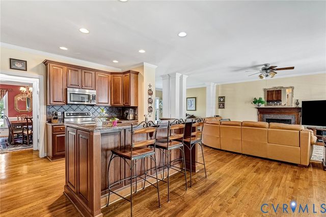 12300 Reed Forest Ct, Glen Allen, VA 23059