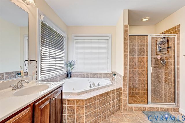 12300 Reed Forest Ct, Glen Allen, VA 23059