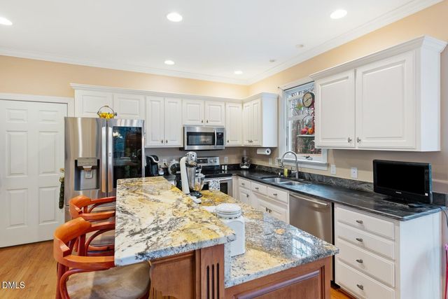 3505 Creekwood Bluffs Court, Apex, NC 27539