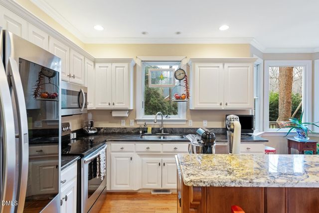 3505 Creekwood Bluffs Court, Apex, NC 27539