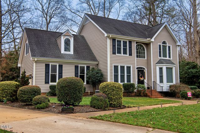 3505 Creekwood Bluffs Court, Apex, NC 27539