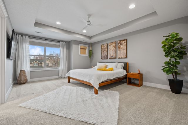 3709 161st Street, Urbandale, IA 50323