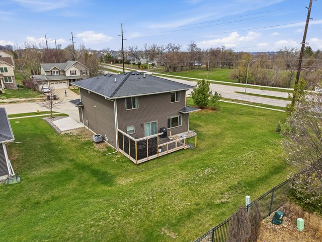 3709 161st Street, Urbandale, IA 50323