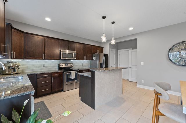 3709 161st Street, Urbandale, IA 50323