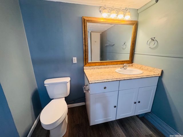 427 Spanish Oak, Canyon Lake, TX 78133