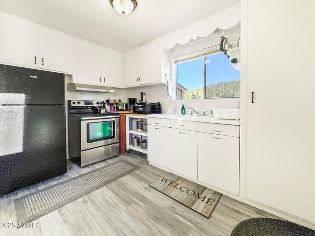 9107 W Fossil Creek Road, Strawberry, AZ 85544