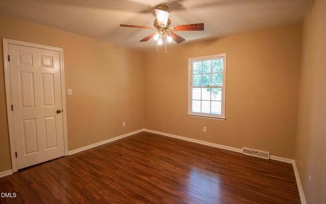 2694 Alderney Lane SW, Winston-salem, NC 27103