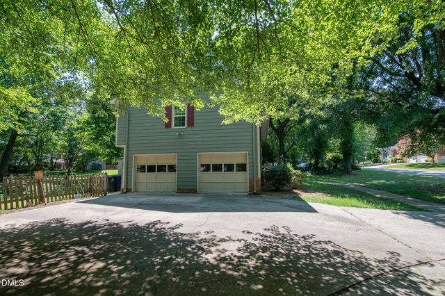 2694 Alderney Lane SW, Winston-salem, NC 27103