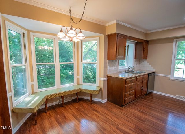 2694 Alderney Lane SW, Winston-salem, NC 27103