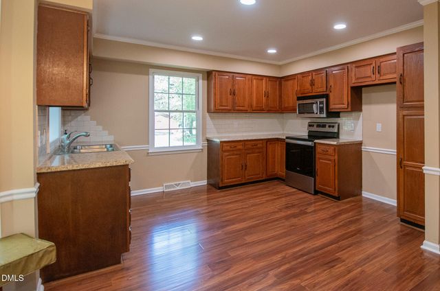 2694 Alderney Lane SW, Winston-salem, NC 27103