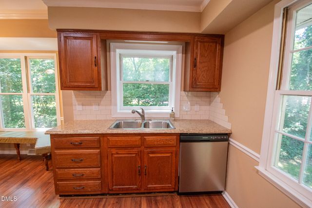2694 Alderney Lane SW, Winston-salem, NC 27103