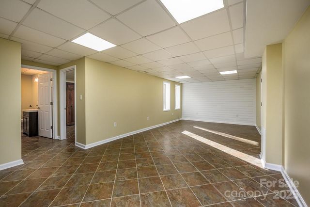 2106 Lynmore Drive, Sherrills Ford, NC 28673