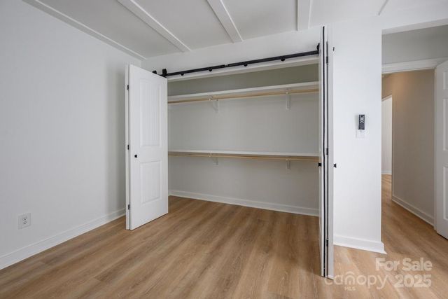 2106 Lynmore Drive, Sherrills Ford, NC 28673