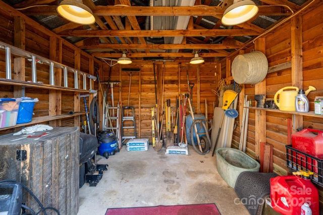 2106 Lynmore Drive, Sherrills Ford, NC 28673