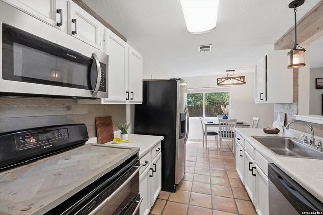 12903 Parton, San Antonio, TX 78233