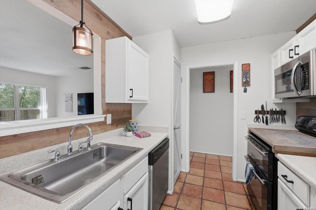 12903 Parton, San Antonio, TX 78233