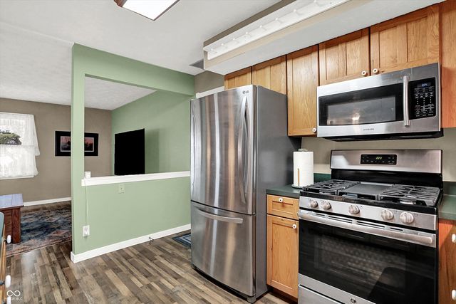 7422 S 300 W, Trafalgar, IN 46181